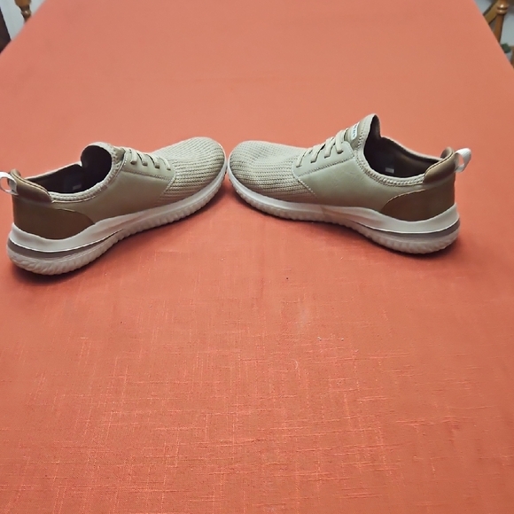 Skechers Men's Beige Sneakers - Picture 4 of 8